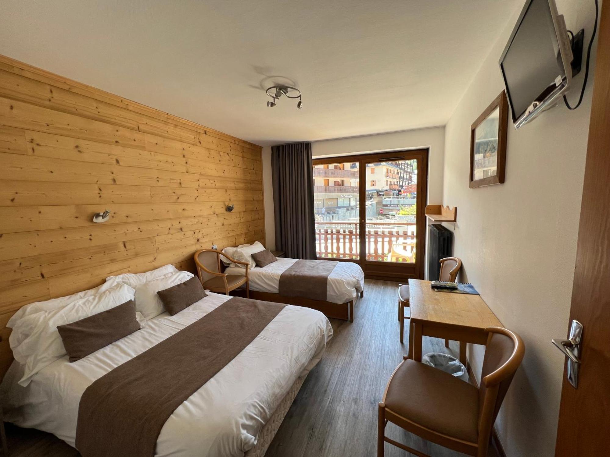 Aiguille Noire Hotel Valloire Exterior photo